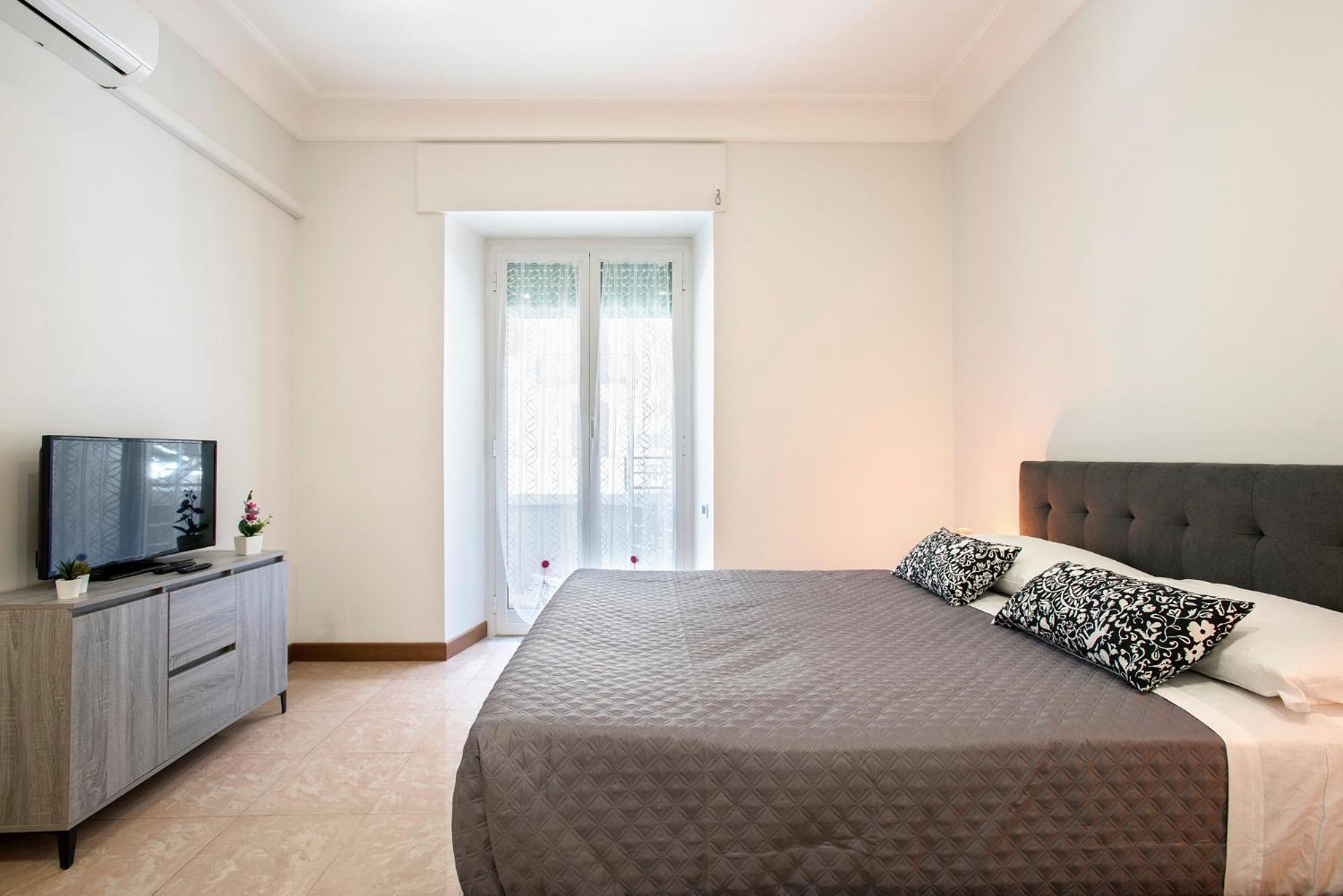 Appia Luxe - A Poche Fermate Del Centro Apartman Róma Kültér fotó